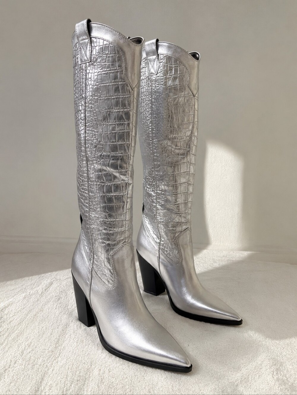 ✨Metallic Silver Croc-Embossed Knee-High Boots - Women's